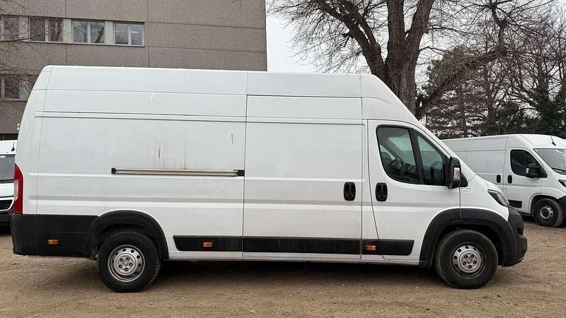 Gebraucht Peugeot Boxer 140 PS (102 kW) 2023 Van