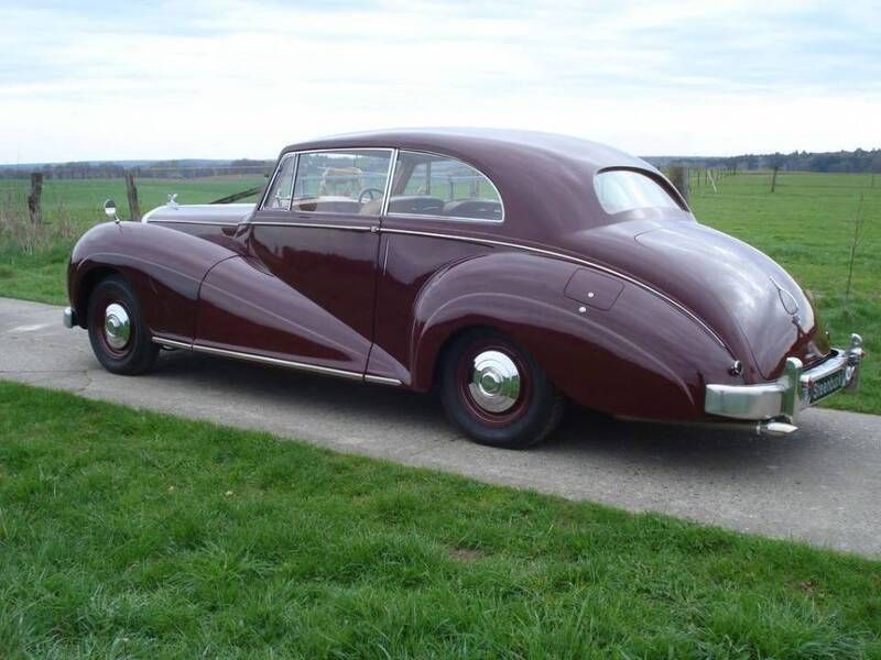 Gebraucht Bentley Mark VI 137 PS (100 kW) 1951 Rot Limousine