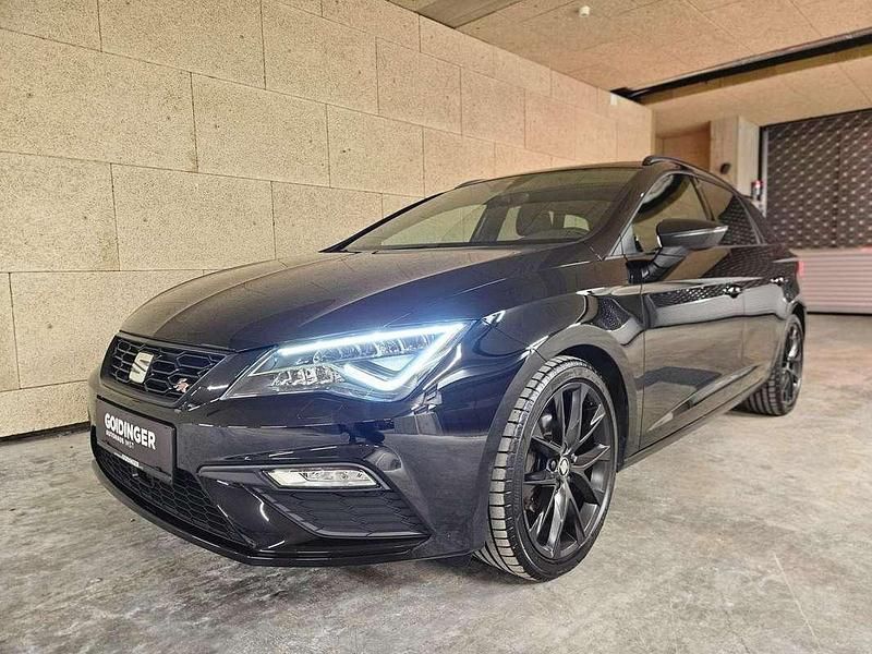 Schwarz Gebraucht 2020 Seat Leon ST FR Kombi | € 18.980 (Guter Preis) - Bild 1/4