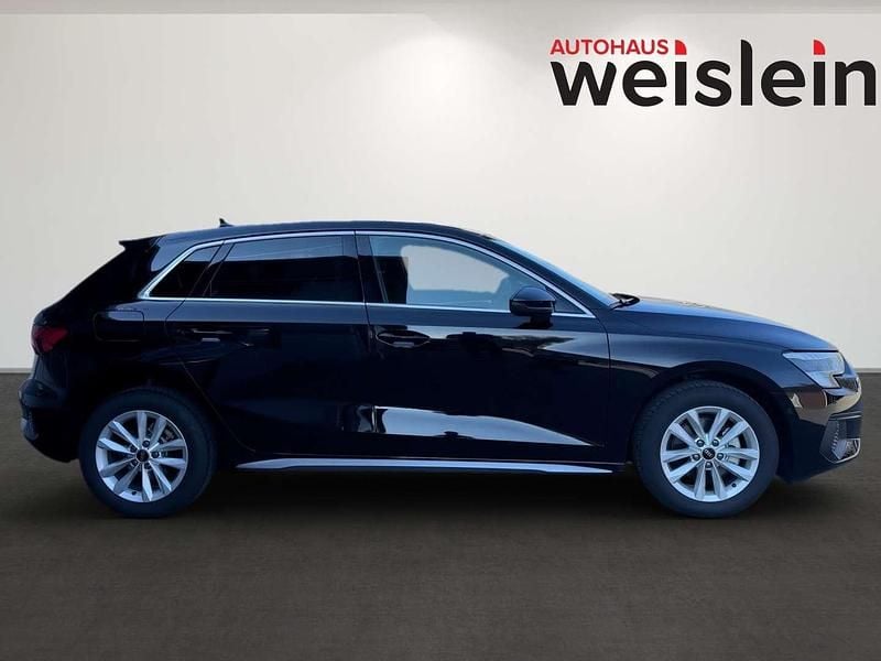 Gebraucht Audi A3 Advanced 110 PS (80 kW) 2024 Schwarz Kleinwagen