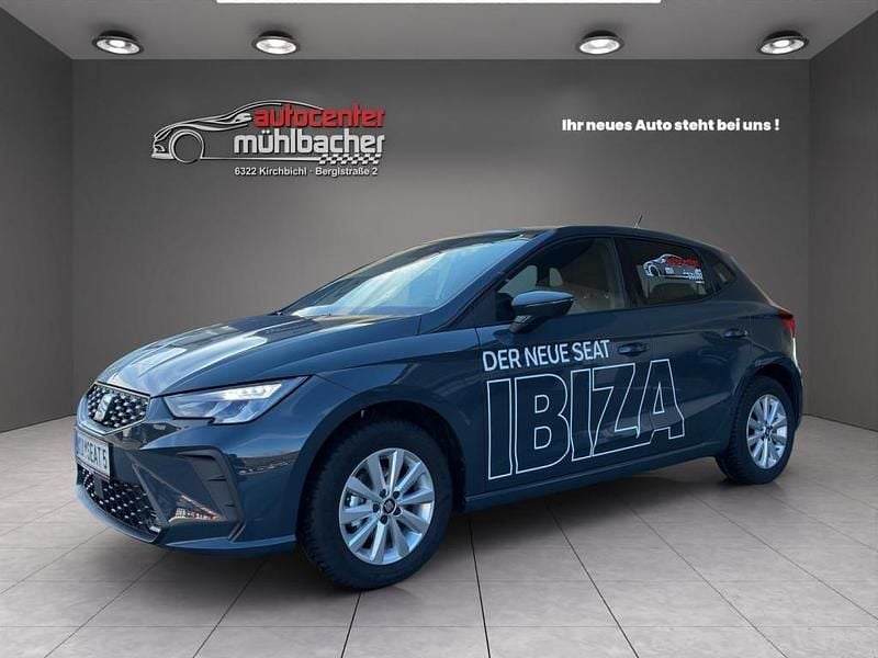 Neu Seat Ibiza Style 95 PS (69 kW) 2026 Dunkelblau  normal Limousine