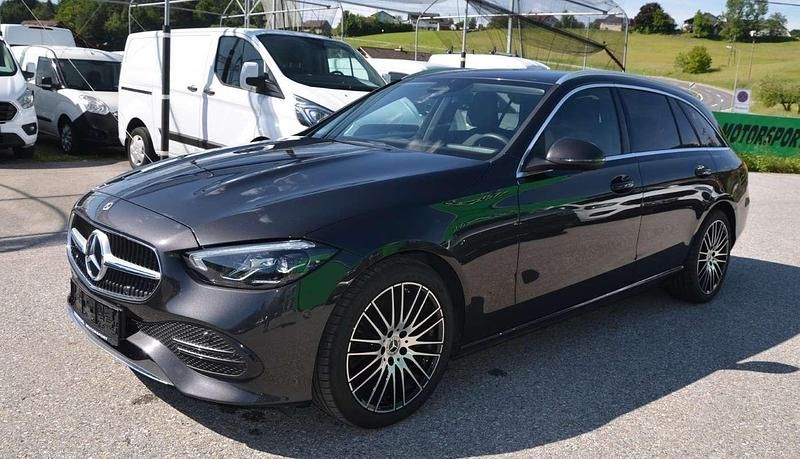Gebraucht Mercedes C220 197 PS (144 kW) 2023 Grau Kombi
