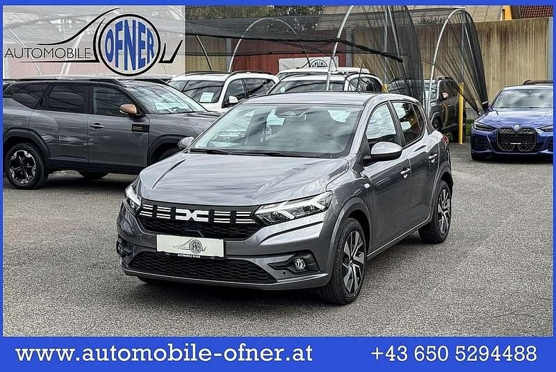 Neu Dacia Sandero Expression 91 PS (66 kW) 2025 Grau Kleinwagen