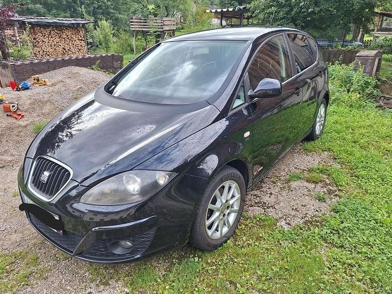 Schwarz Gebraucht 2013 Seat Altea Copa Kleinwagen | € 4.600 - Bild 1/4