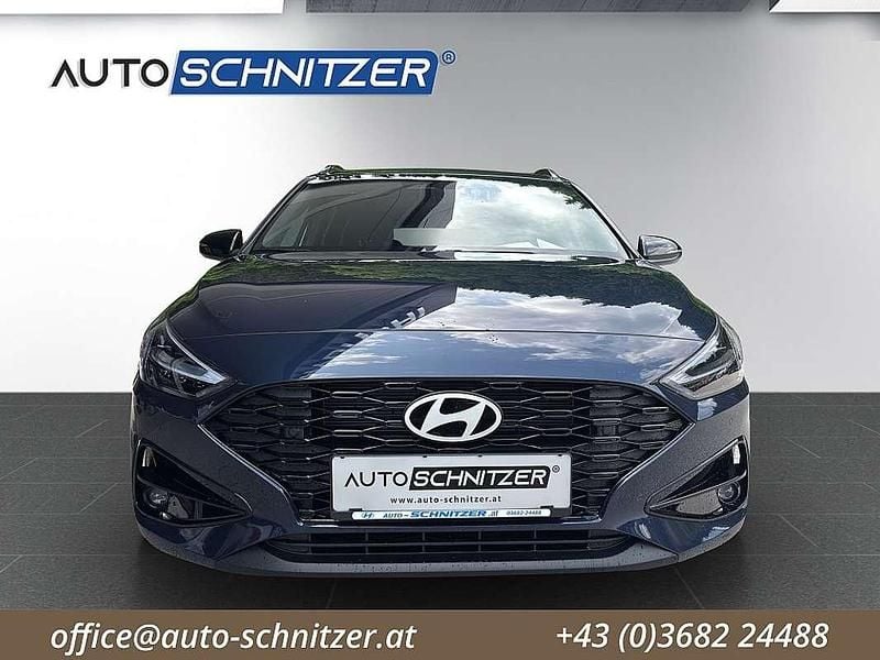 Neu Hyundai i30 GO! 97 PS (71 kW) 2025 Blau Kombi