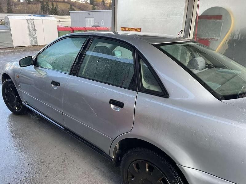 Gebraucht Audi A4 90 PS (66 kW) 1995 Limousine