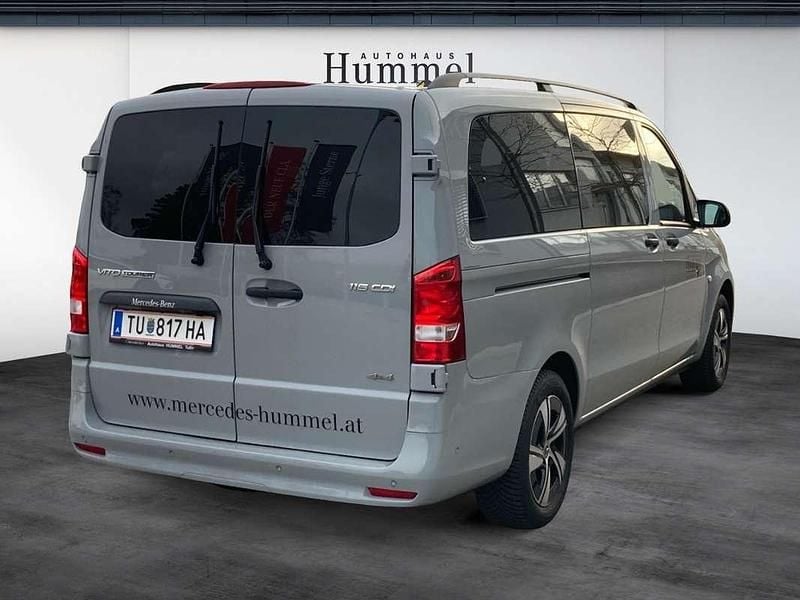 Gebraucht Mercedes Vito 163 PS (119 kW) 2025 Grau Van