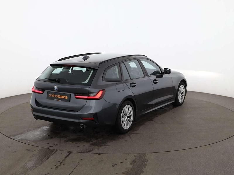 Gebraucht BMW 318 Advantage 136 PS (100 kW) 2022 Grau Kombi