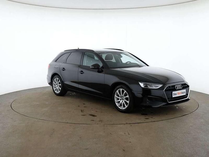Gebraucht Audi A4 150 PS (110 kW) 2022 Schwarz  metallic Kombi