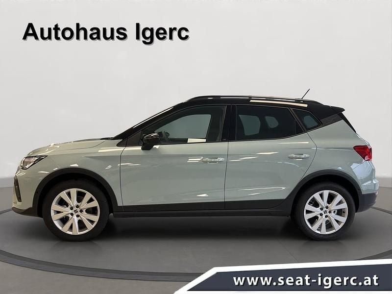 Neu Seat Arona FR 115 PS (84 kW) 2026 Hellgrau  metallic SUV