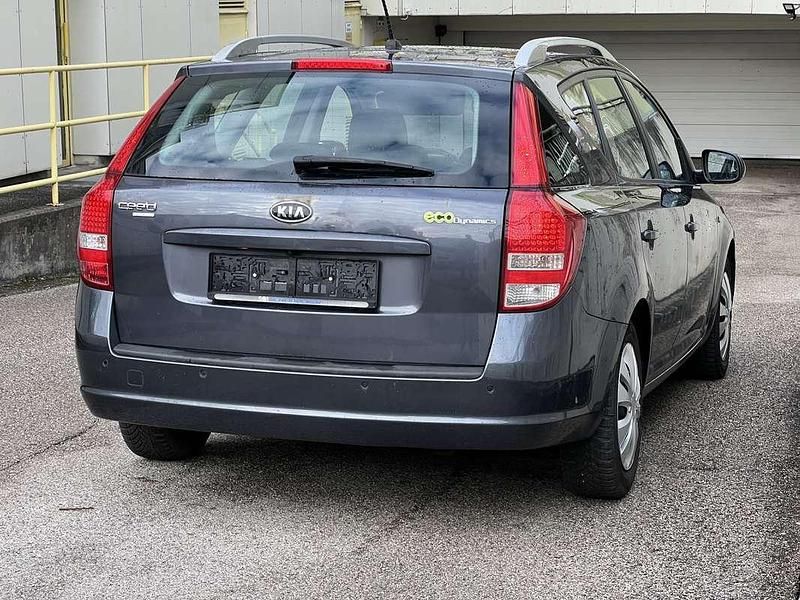 Gebraucht Kia Ceed Sportswagon 90 PS (66 kW) 2012 Kombi