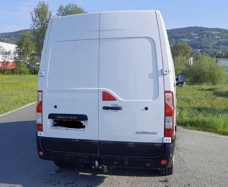 Gebraucht Renault Master 179 PS (131 kW) 2020 Weiß Van / Kleinbus