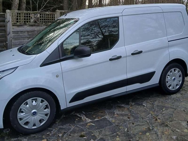 Weiß Gebraucht 2018 Ford Transit Trend Van | € 8.500 (Superpreis) - Bild 1/4