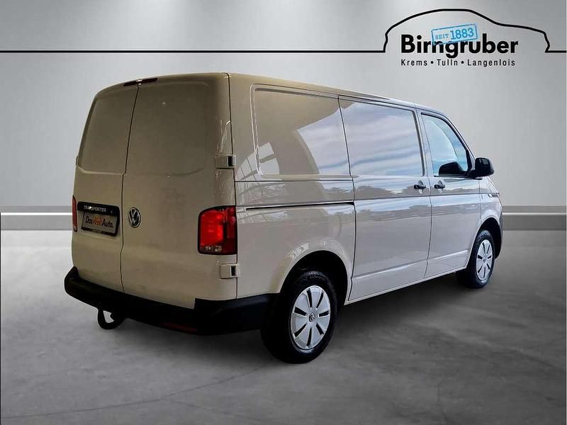 Gebraucht VW Transporter 110 PS (80 kW) 2024 Weiss  normal Van