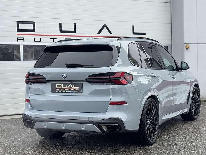 Gebraucht BMW X5 M Sport 298 PS (219 kW) 2024 Grau SUV