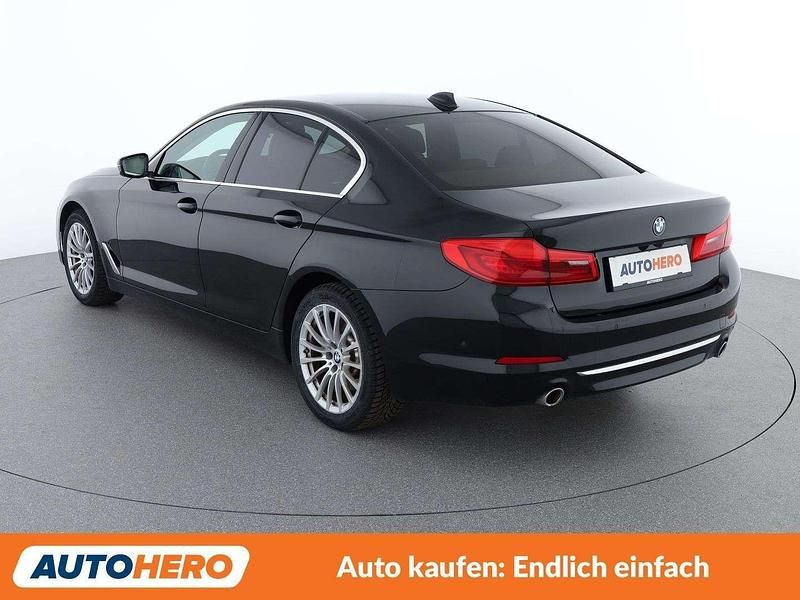 Gebraucht BMW 520 Luxury Line 190 PS (139 kW) 2019 Schwarz Limousine
