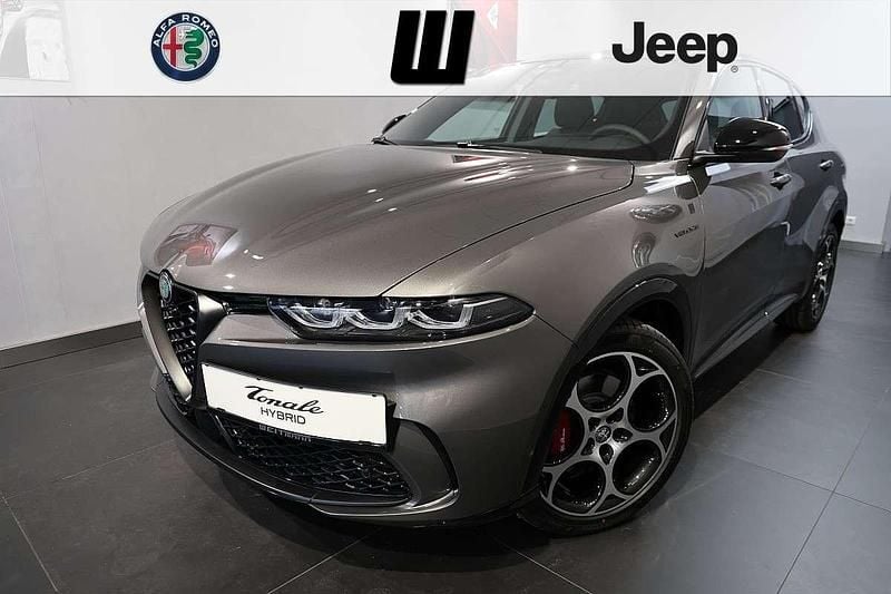 Grau Neu 2025 Alfa Romeo Tonale Veloce SUV | € 42.940 - Bild 1/4