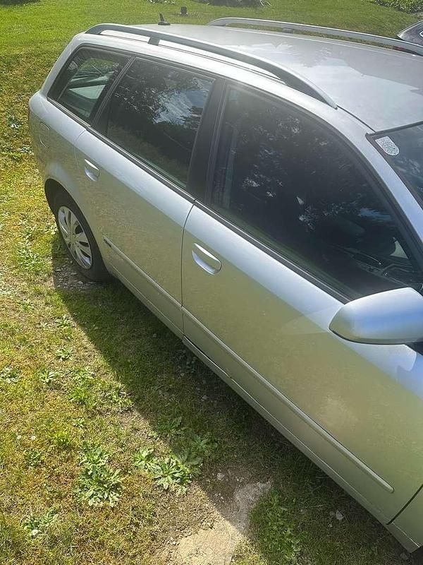 Gebraucht Audi A4 131 PS (96 kW) 2004 Silber Kombi