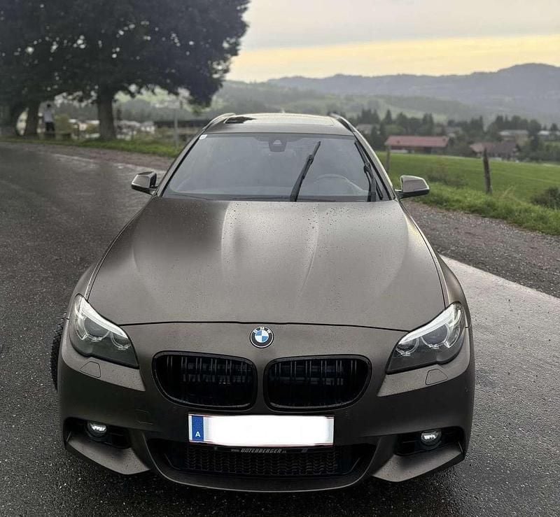 Gebraucht BMW 530 M Sport 258 PS (189 kW) 2015 Braun Kombi
