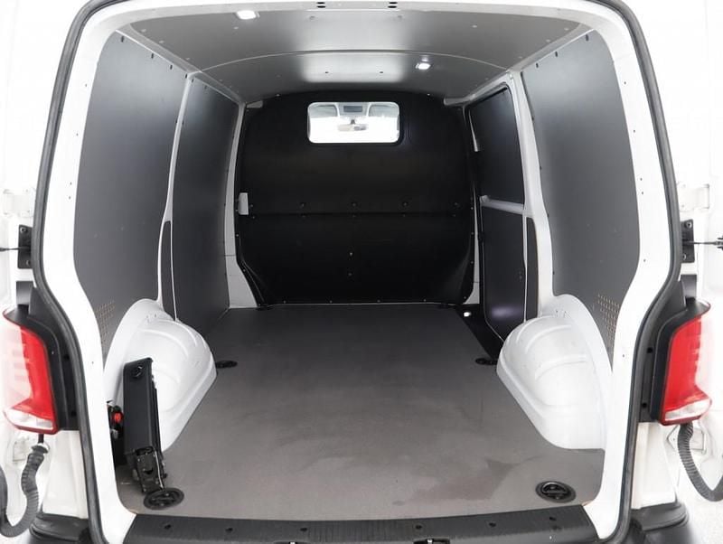 Gebraucht VW T6.1 150 PS (110 kW) 2020 Weiss  normal Van