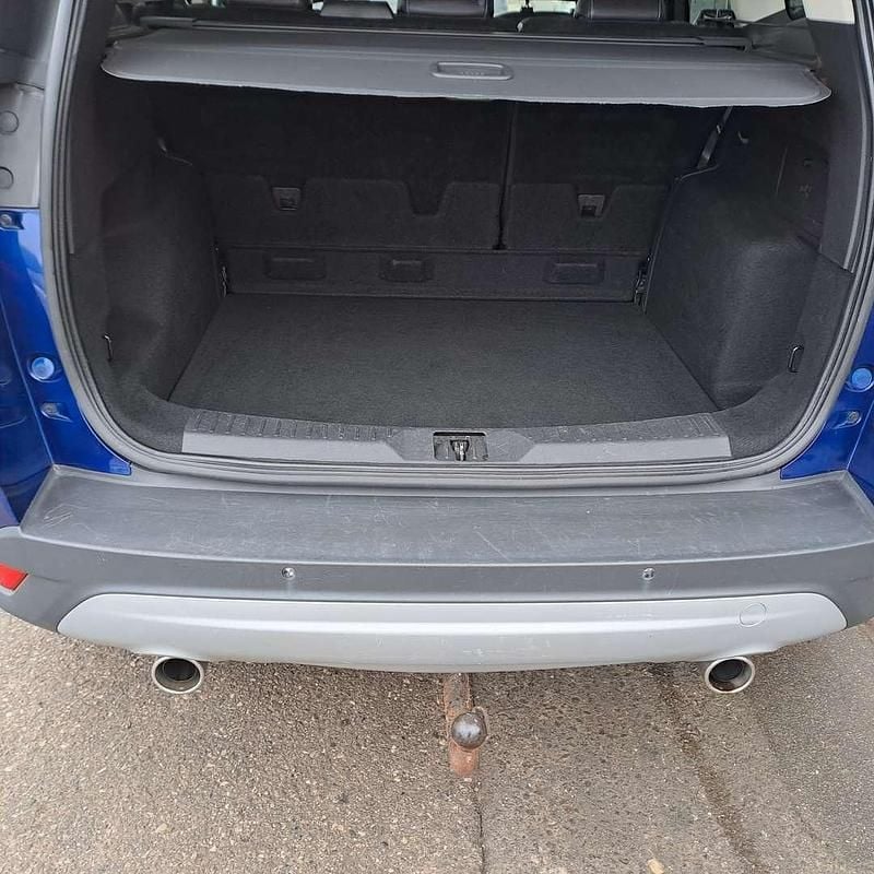 Gebraucht Ford Kuga Titanium 140 PS (102 kW) 2015 Blau SUV