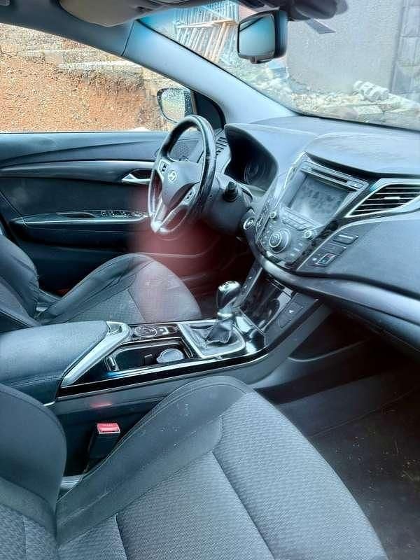 Gebraucht Hyundai i40 Premium 136 PS (100 kW) 2012 Limousine