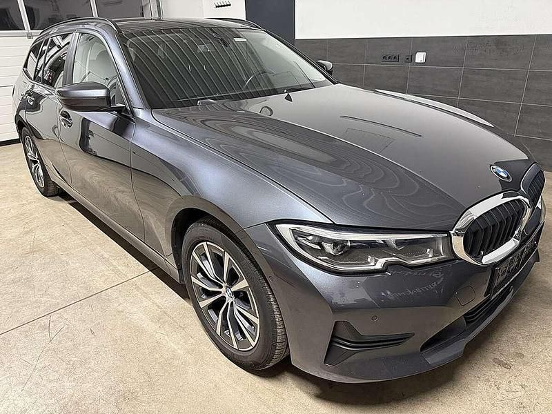 Gebraucht BMW 318 Advantage 150 PS (110 kW) 2021 Grau Kombi