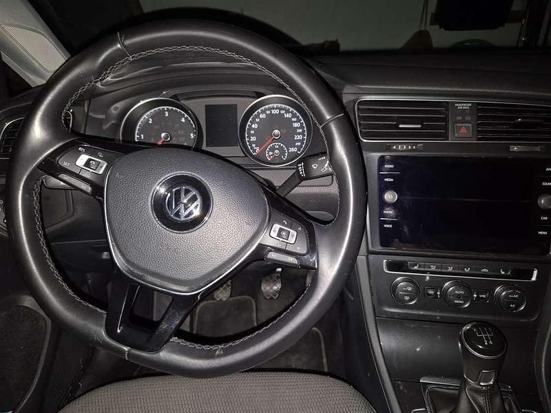 Gebraucht VW Golf VII 116 PS (85 kW) 2018 Weiß Kombi
