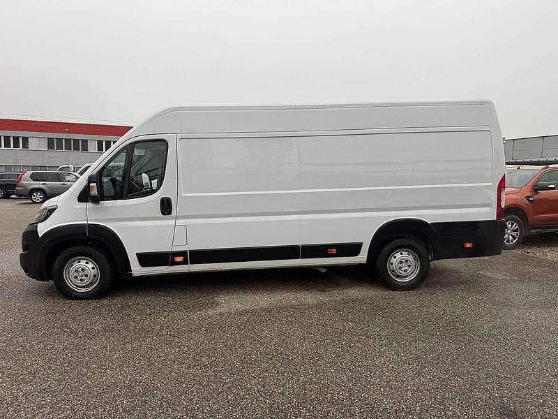 Gebraucht Peugeot Boxer S 165 PS (121 kW) 2021 Weiß Van
