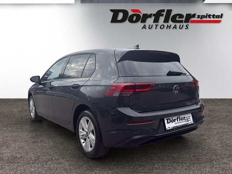 Gebraucht VW Golf VIII Life 131 PS (96 kW) 2020 Limousine