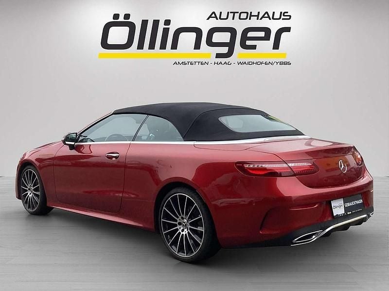 Gebraucht Mercedes E220 194 PS (142 kW) 2017 Rot Cabrio