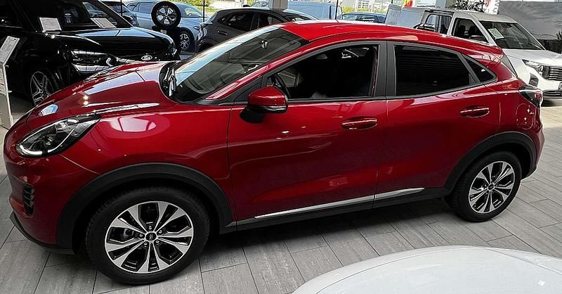 Gebraucht Ford Puma Titanium 125 PS (91 kW) 2025 Rot SUV