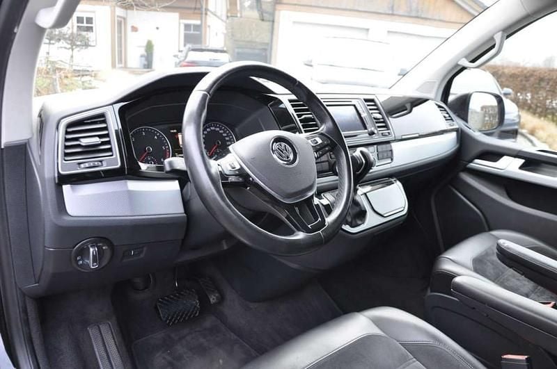 Gebraucht VW Transporter Highline 204 PS (150 kW) 2016 Van