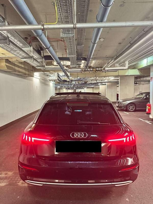 Gebraucht Audi A3 116 PS (85 kW) 2022 Limousine