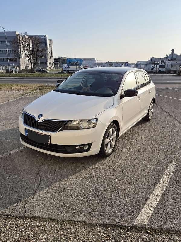 Gebraucht Skoda Rapid Sport 110 PS (80 kW) 2015 Kleinwagen