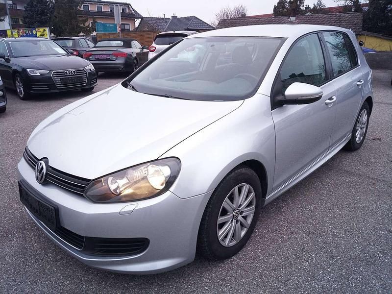 Gebraucht VW Golf VI Trendline 105 PS (77 kW) 2010 Grau Kleinwagen