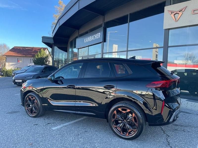 Neu Cupra Terramar 150 PS (110 kW) 2025 Schwarz  metallic SUV