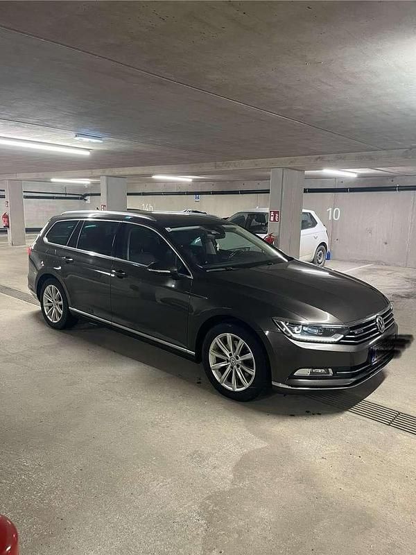 Gebraucht VW Passat Comfortline 190 PS (139 kW) 2017 Kombi