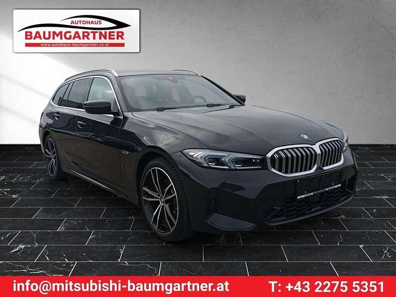 Gebraucht BMW 330 M Sport 184 PS (135 kW) 2022 Schwarz Kombi