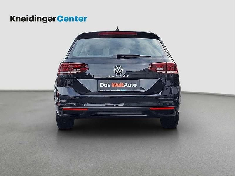 Gebraucht VW Passat Business 150 PS (110 kW) 2022 Schwarz Kombi