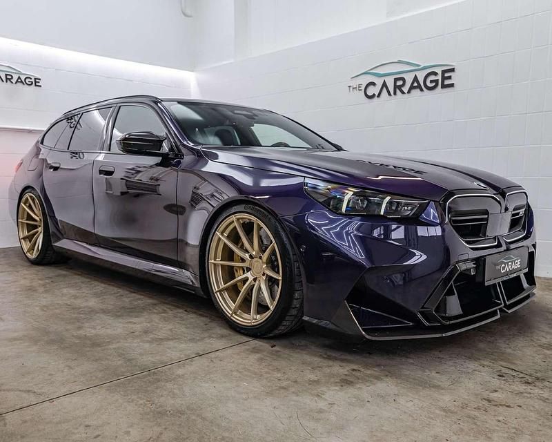 Gebraucht BMW M5 Shadowline 727 PS (534 kW) 2025 Violett Kombi