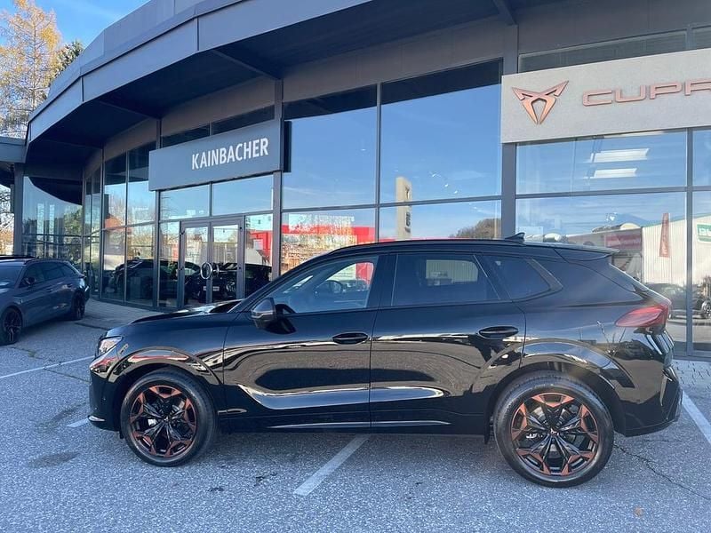 Neu Cupra Terramar 150 PS (110 kW) 2025 Schwarz  metallic SUV