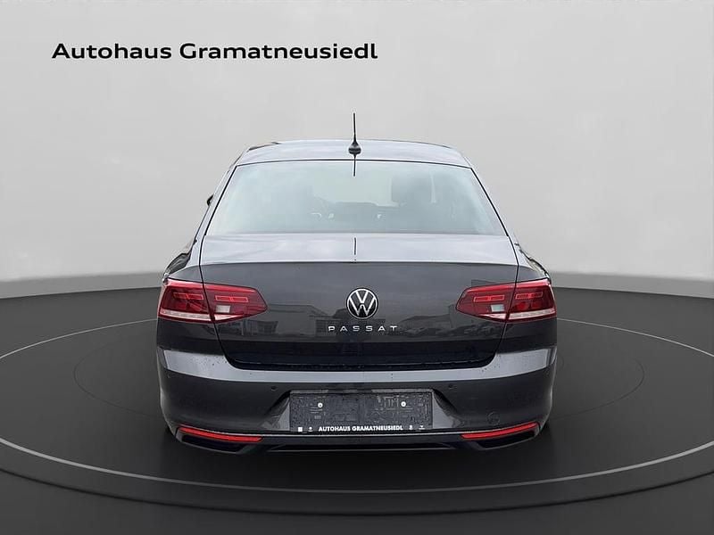 Gebraucht VW Passat Business 150 PS (110 kW) 2022 Dunkelgrau  metallic Kombi