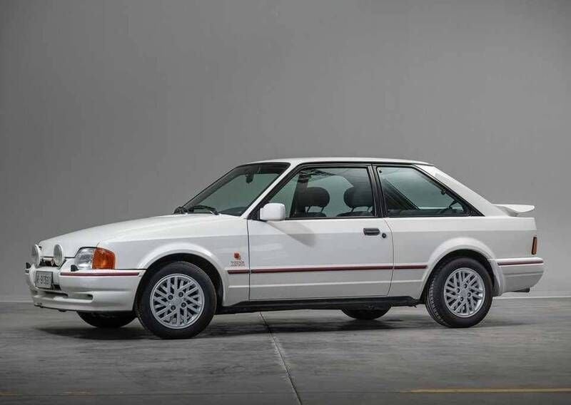 Gebraucht Ford Escort 102 PS (75 kW) 1990 Weiß Limousine