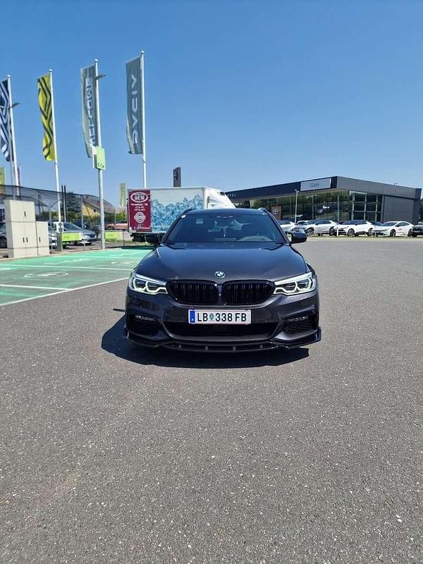 Gebraucht BMW 530 M Sport 265 PS (194 kW) 2019 Kombi