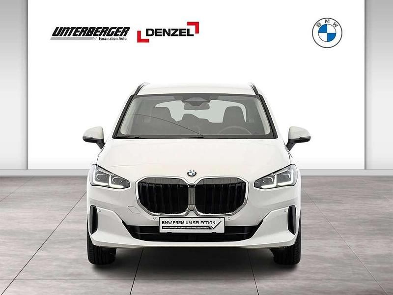 Gebraucht BMW 216 Active Tourer Luxury Line 122 PS (89 kW) 2024 Weiß Van / Kleinbus
