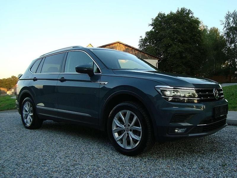 Gebraucht VW Tiguan Allspace 190 PS (139 kW) 2019 Grau SUV