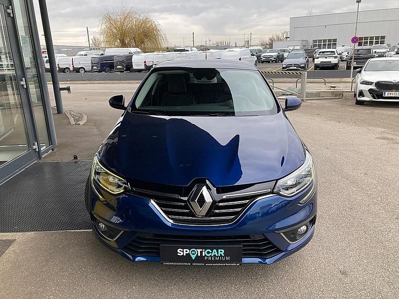 Gebraucht Renault Mégane IV Bose Edition 116 PS (85 kW) 2019 Blau Limousine