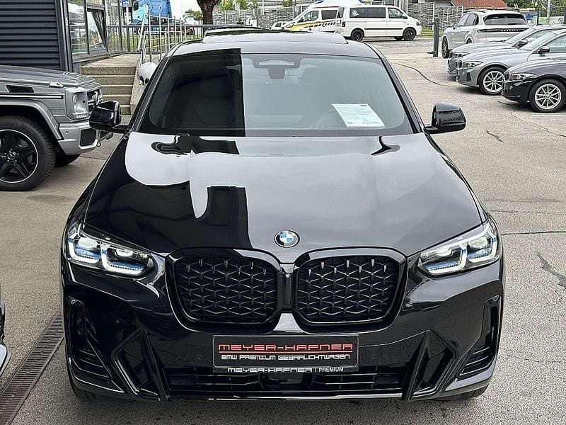 Gebraucht BMW X4 M Sport 184 PS (135 kW) 2024 Schwarz SUV