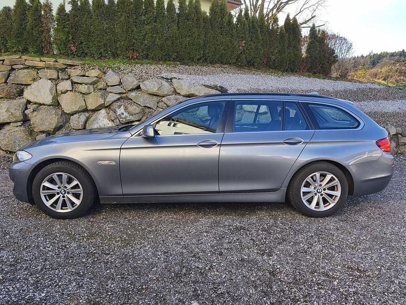 Gebraucht BMW 525 204 PS (150 kW) 2010 Grau Kombi